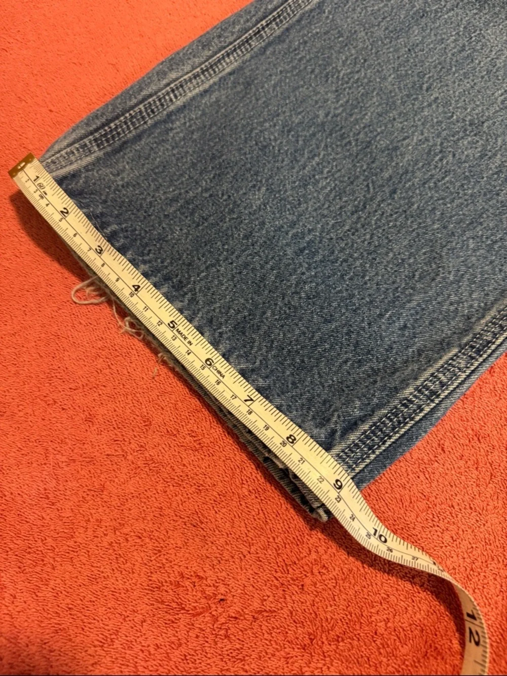 Carhartt Men's Relaxed Light Blue Denim Jeans - Picture 8 of 13